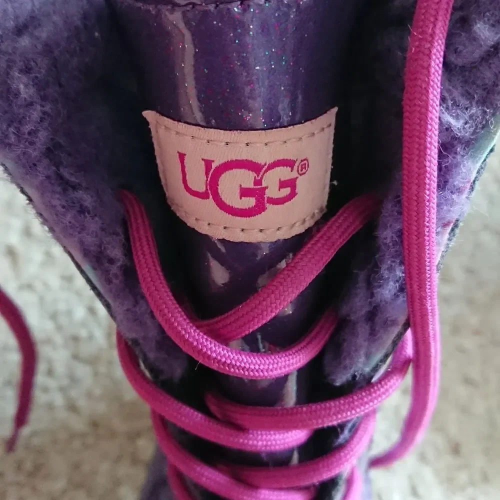 UGG Butte II Boots Purple Velvet size 6